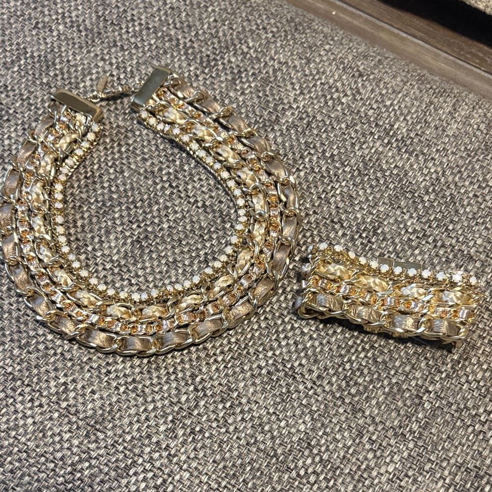 White House black market Necklace and Bracelet Set